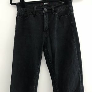 Urban Outfitters Black Skinny Jeans (27 W 30L)